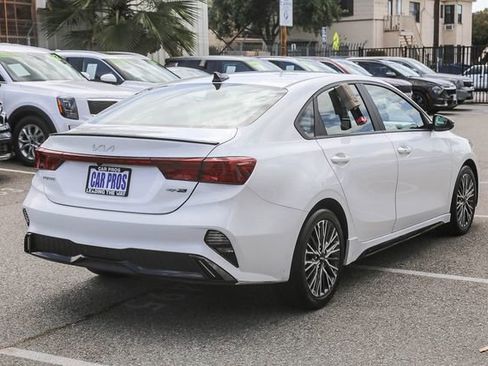 Certified 2023 Kia Forte GT-Line FWD image 10