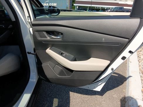 Used 2023 Honda Accord EX image 29