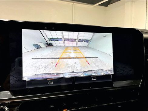 Used 2025 GMC Sierra 1500 SLT image 29