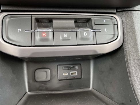 Used 2023 GMC Acadia AT4 w/ Technology Package AWD/4WD image 14