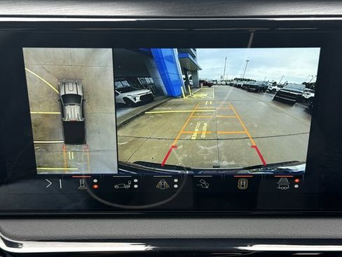 New 2026 GMC Sierra 2500 AT4 w/ AT4 Premium Plus Package AWD/4WD image 9