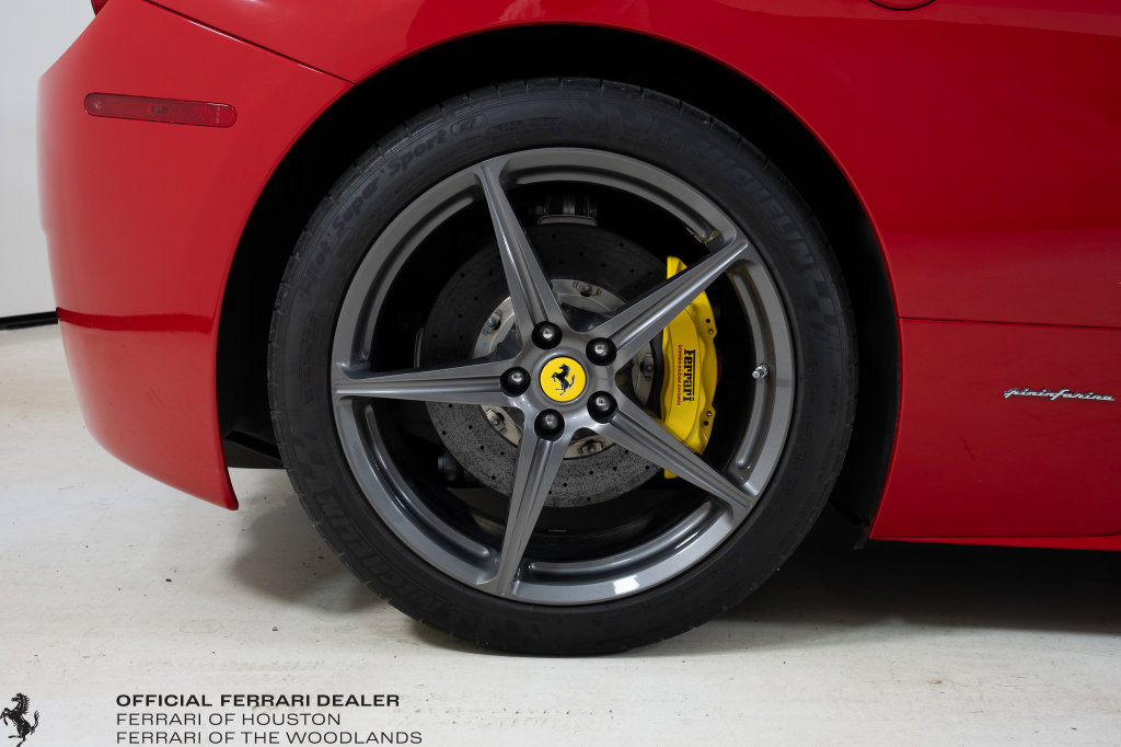 Certified 2014 Ferrari 458 Spider RWD image 21