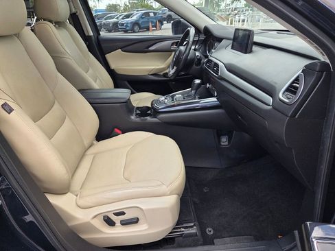 Used 2019 MAZDA CX-9 Touring w/ Touring Premium Package FWD image 16