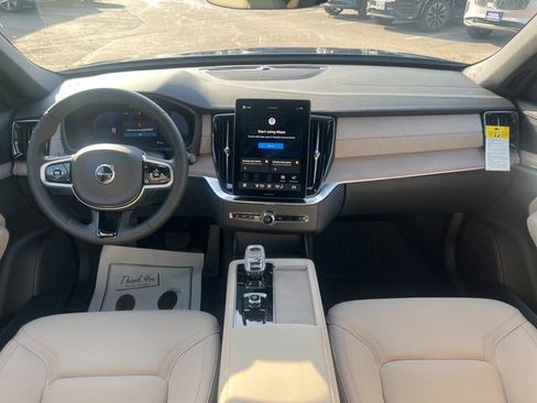 New 2026 Volvo XC90 B6 Plus w/ Protection Package Premier AWD/4WD image 18