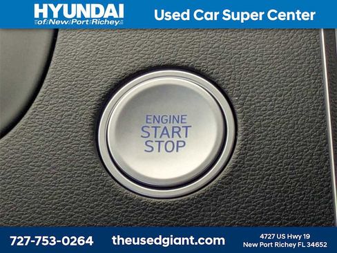 Used 2024 Hyundai Santa Cruz Limited image 40