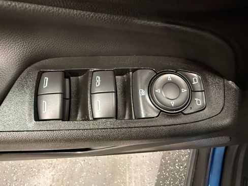 Used 2020 Chevrolet Equinox LT w/ Driver Convenience Package AWD/4WD image 10