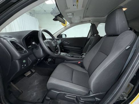 Used 2022 Honda HR-V EX image 12