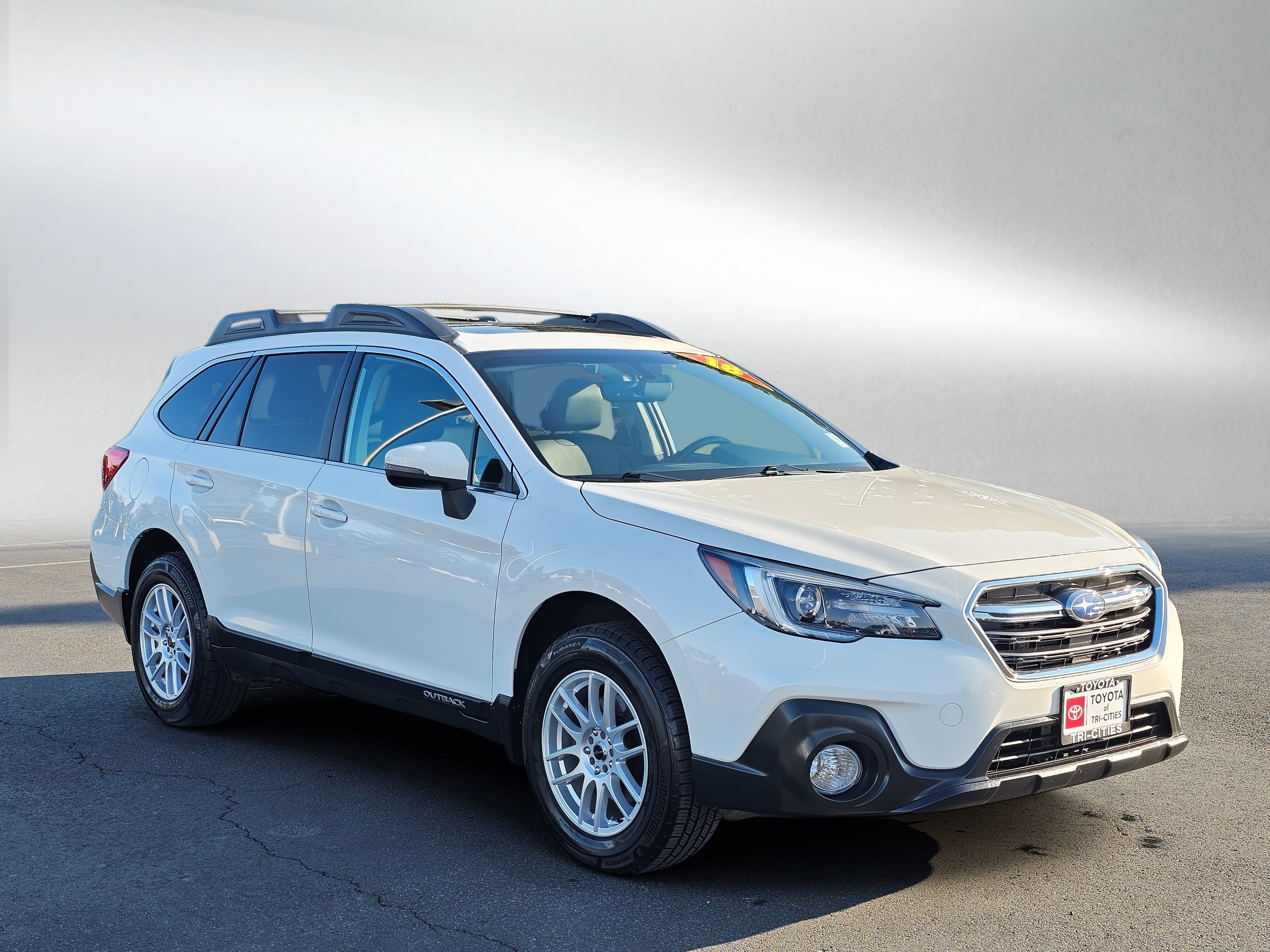 Used 2018 Subaru Outback 2.5i Limited AWD/4WD image 7