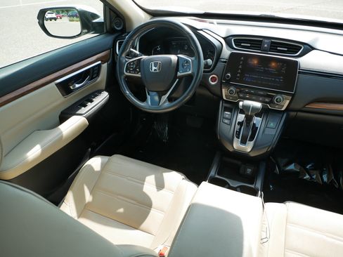 Used 2019 Honda CR-V Touring image 9