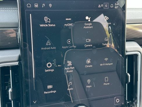 New 2026 GMC Yukon XL Elevation w/ Elevation Premium Package image 19