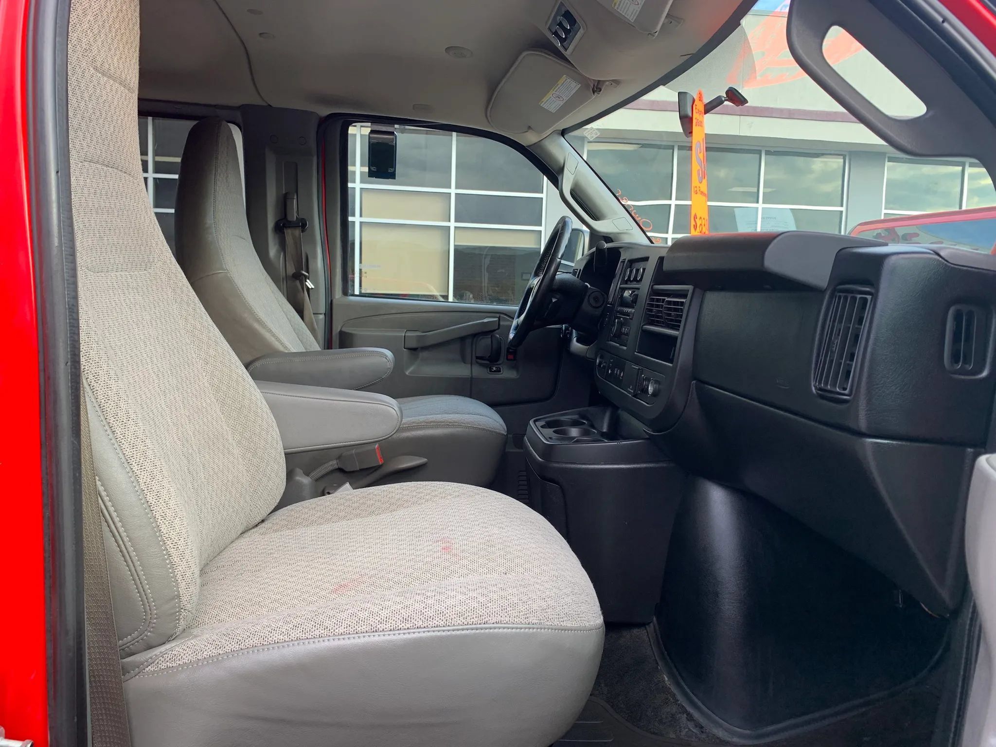 Used 2016 Chevrolet Express 2500 LS RWD image 23