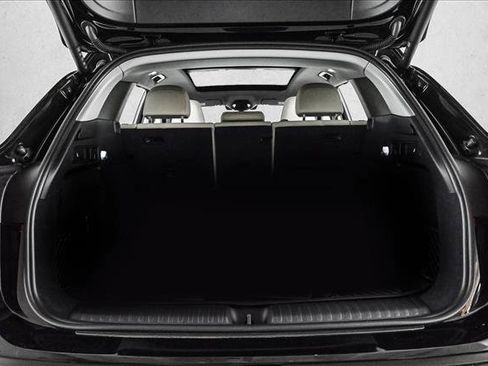 Certified 2025 Audi Q6 e-tron Premium Plus w/ Premium Plus AWD/4WD image 6