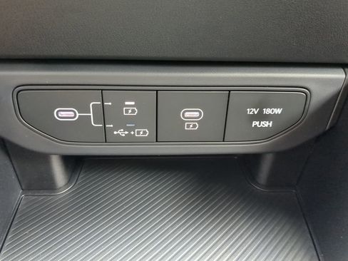 New 2025 Kia K4 LXS image 18