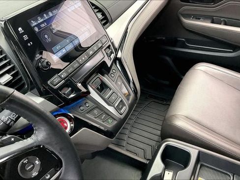 Used 2019 Honda Odyssey Elite image 16