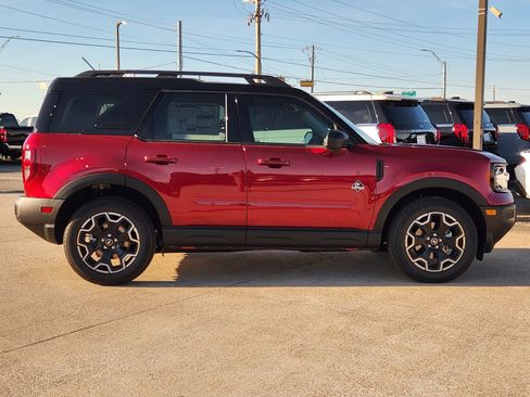 New 2025 Ford Bronco Sport Outer Banks w/ Outer Banks Tech Package+ AWD/4WD image 7