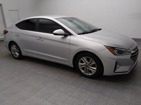 Used 2020 Hyundai Elantra SEL FWD image 11