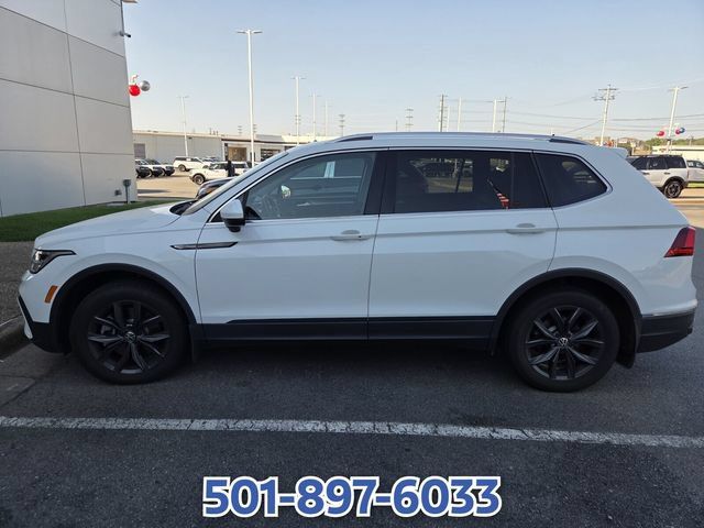 Used 2024 Volkswagen Tiguan SE FWD image 7