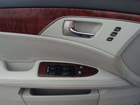 Used 2012 Toyota Avalon Limited FWD image 22