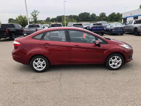 Used 2015 Ford Fiesta SE FWD image 6