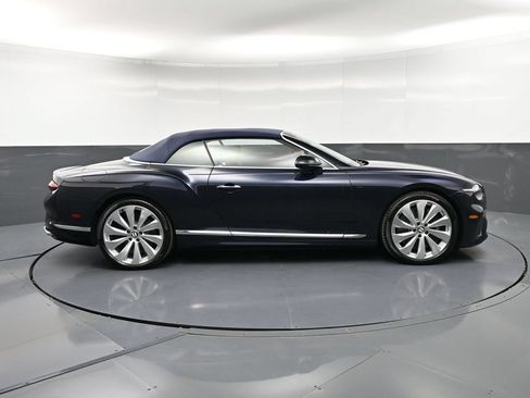 New 2026 Bentley Continental GTC AWD/4WD image 9