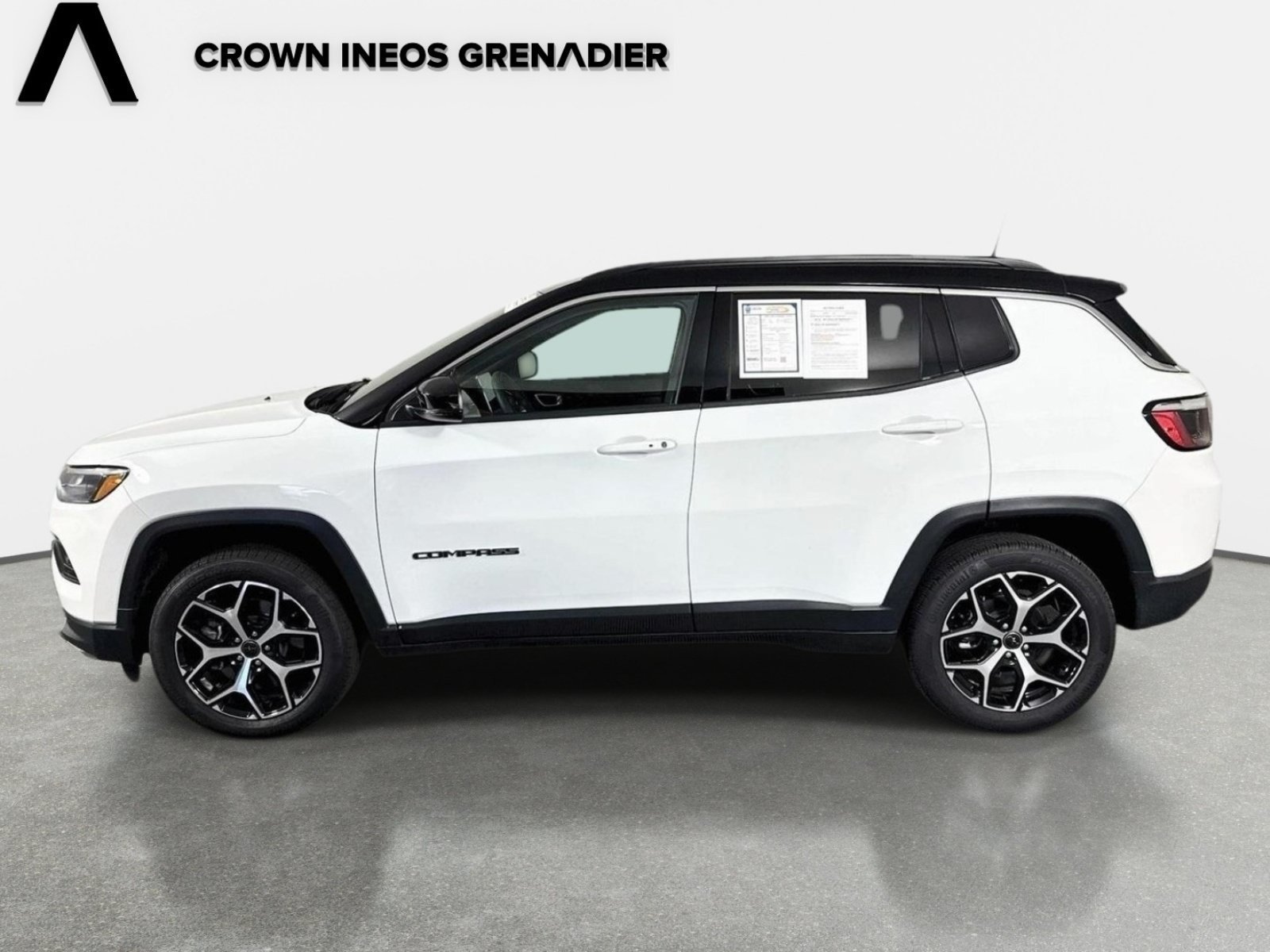 Used 2025 Jeep Compass Limited AWD/4WD image 8