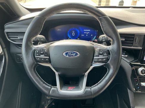 Used 2022 Ford Explorer ST w/ Equipment Group 401A AWD/4WD image 13