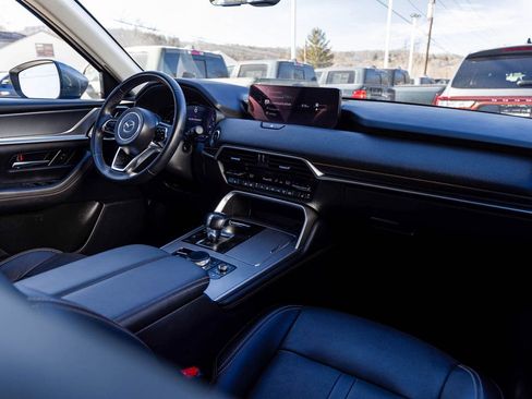 Used 2024 MAZDA CX-90 Plug-In Hybrid w/ Premium Pkg AWD/4WD image 34