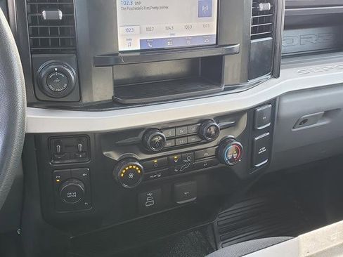 Used 2023 Ford F350 XL w/ 360-Degree Camera Package image 25