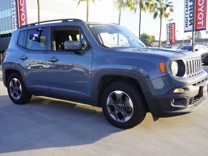 Used 2018 Jeep Renegade Latitude w/ UConnect 8.4 Nav Group