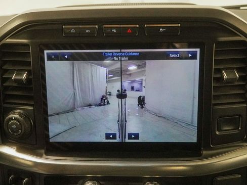 Used 2021 Ford F150 Lariat w/ Max Trailer Tow Package image 36