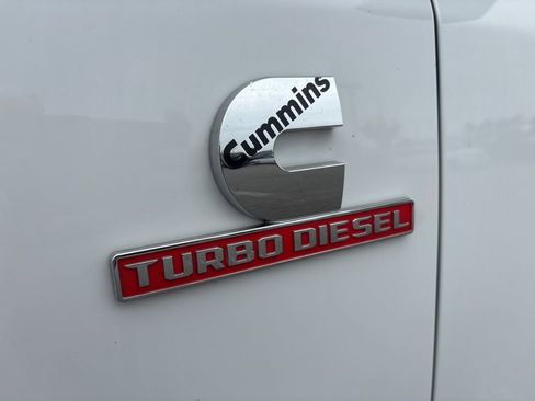 Used 2022 RAM 2500 Tradesman w/ Chrome Appearance Group AWD/4WD image 18