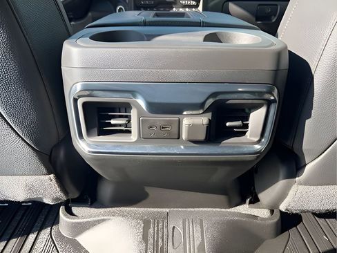 Used 2022 GMC Sierra 3500 Denali AWD/4WD image 22