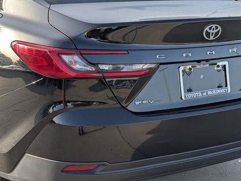 Used 2025 Toyota Camry LE FWD image 7