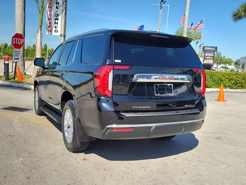 Used 2022 GMC Yukon SLT w/ SLT Premium Package RWD image 7