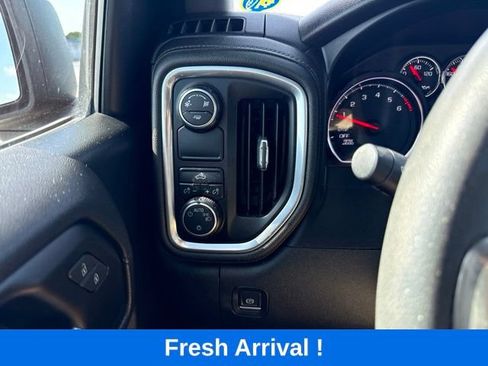 Used 2019 Chevrolet Silverado 1500 LT w/ Trailering Package RWD image 7