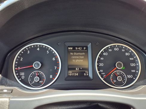 Used 2012 Volkswagen Tiguan S AWD/4WD image 30