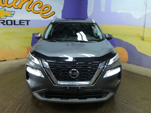 Used 2021 Nissan Rogue SV AWD/4WD image 3