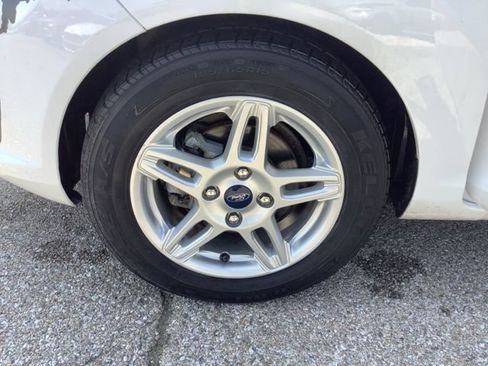 Used 2019 Ford Fiesta SE FWD image 37