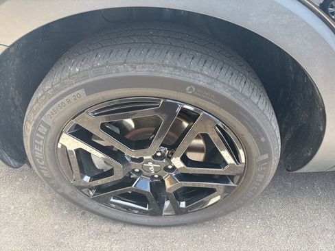 Used 2023 Kia Telluride EX X-Line AWD/4WD image 10