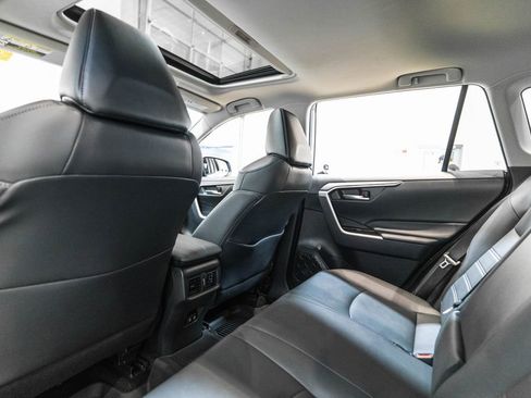 Used 2021 Toyota RAV4 XLE Premium AWD/4WD image 14