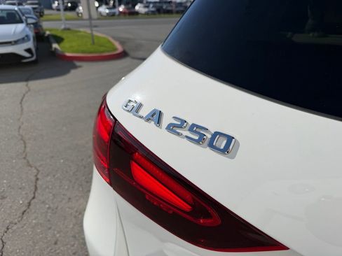 Used 2024 Mercedes-Benz GLA 250 image 10