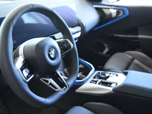 New 2026 BMW X3 xDrive30i w/ Premium Package AWD/4WD image 12