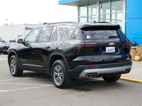 Certified 2025 Chevrolet Traverse LT image 5