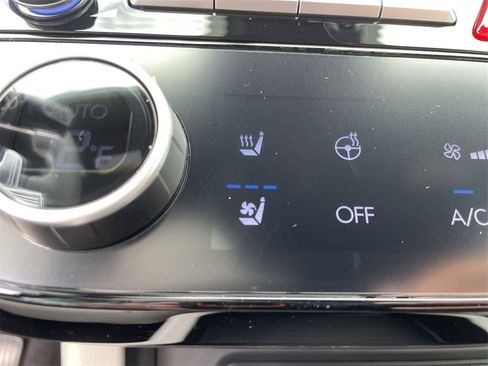 New 2026 Hyundai Tucson Limited image 8