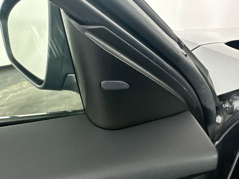 Used 2024 Nissan Altima 2.5 SV image 16