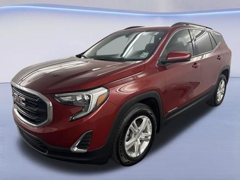 Used 2018 GMC Terrain SLE w/ Driver Convenience Package FWD image 3