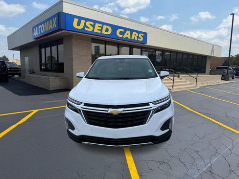 Used 2023 Chevrolet Equinox LT image 3