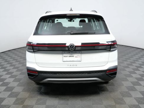 Certified 2025 Volkswagen Taos S image 27