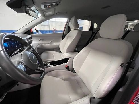 Used 2024 Hyundai Kona SEL image 21