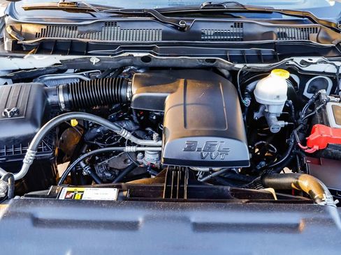 Used 2024 RAM 1500 Classic SLT image 30